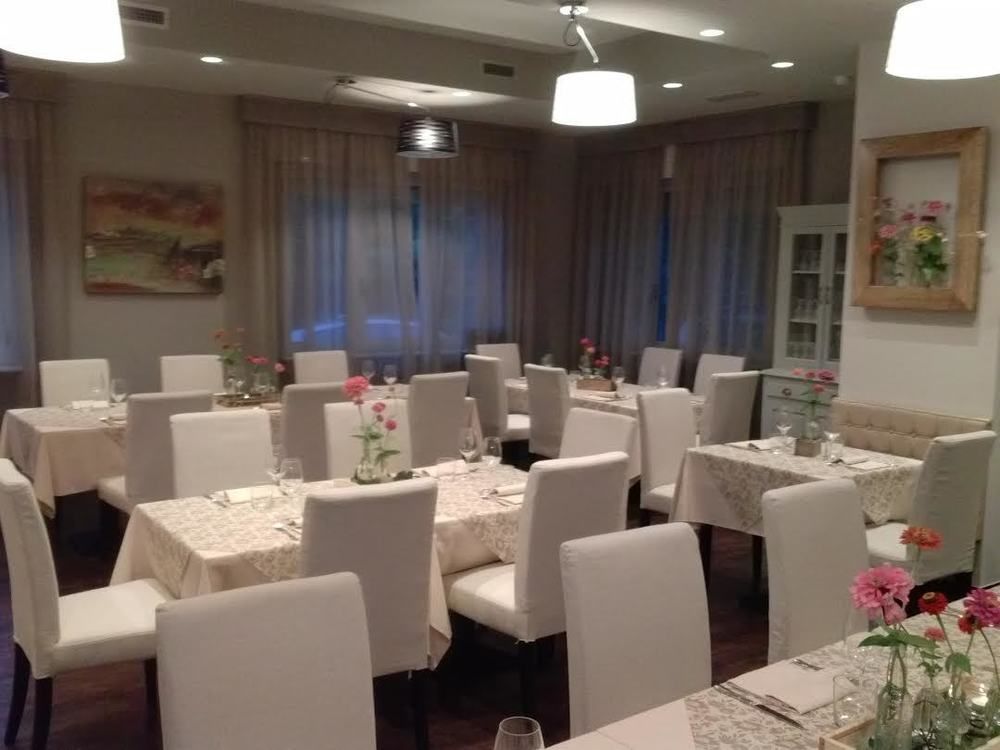 Casteggio Hotel Le Vigne Di Corvino מראה חיצוני תמונה
