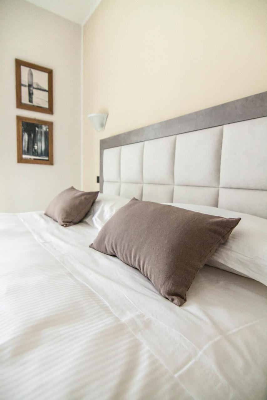 Casteggio Hotel Le Vigne Di Corvino מראה חיצוני תמונה